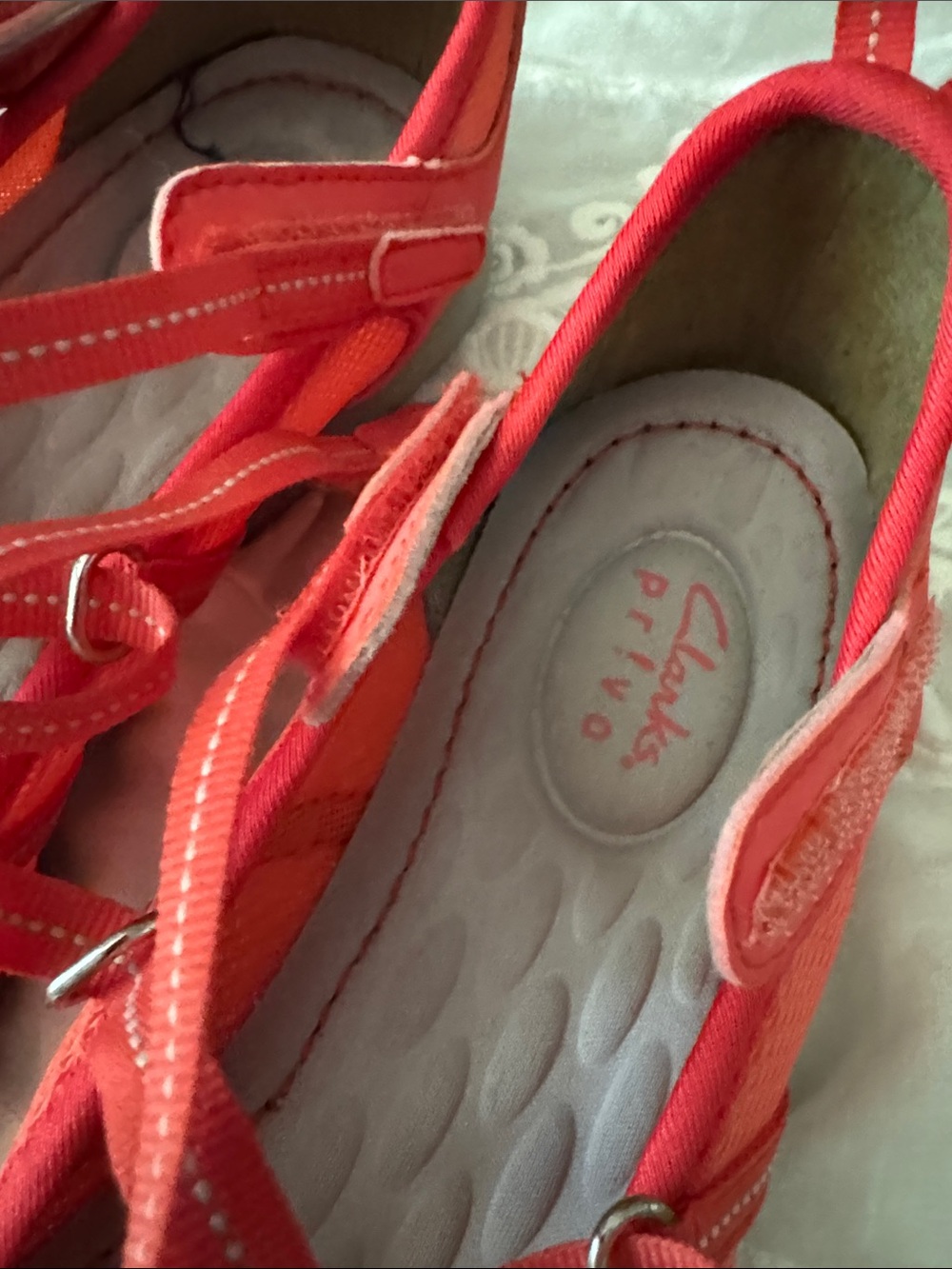 Privo by Clarks Womens Poppy Bloom Coral Strappy Flats Shoes Size - Picture 4 of 8